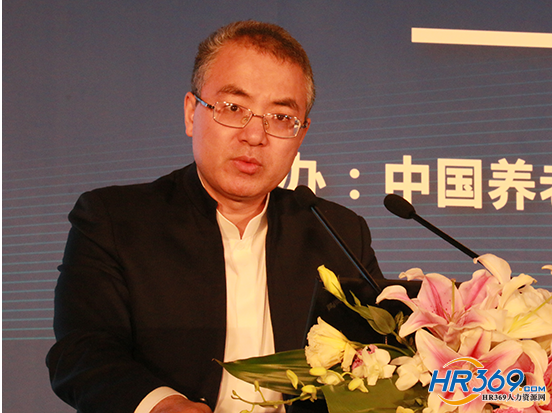 人社部：七大措施将促成社保费率下降